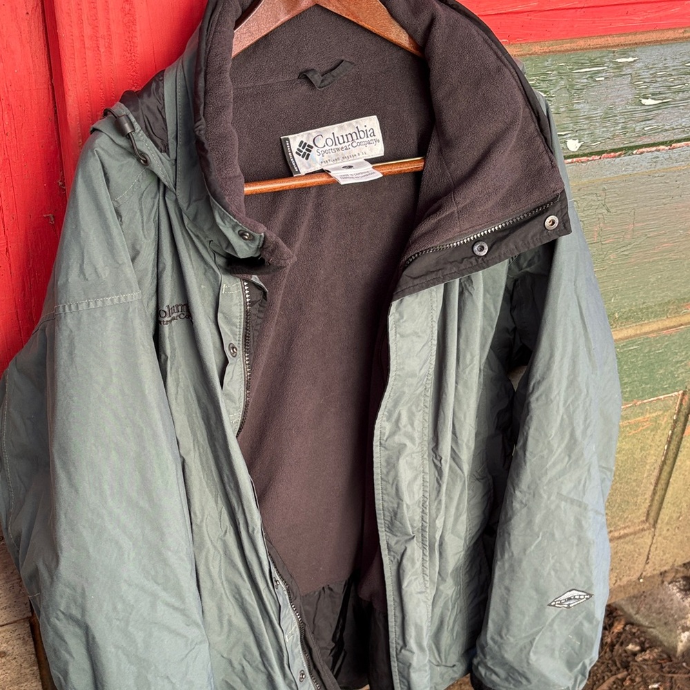 Columbia Men's Olive Green Hooded Puffer Jacket